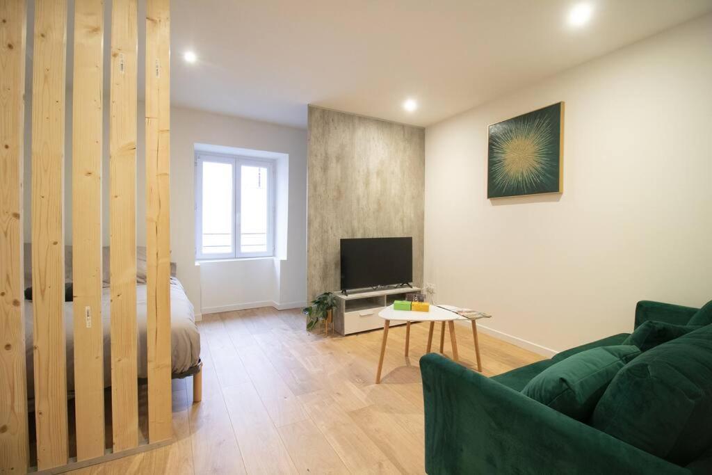 Le Valerie Appartement Bourg-en-Bresse Buitenkant foto