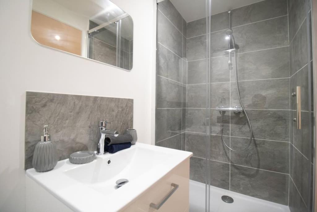 Le Valerie Appartement Bourg-en-Bresse Buitenkant foto